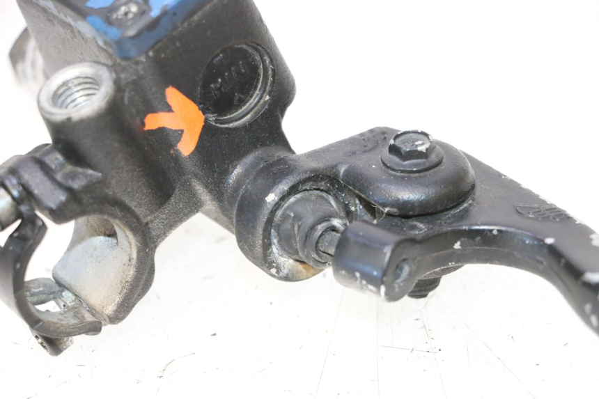 photo de POMPA FRENO ANTERIORE PEUGEOT SATELIS COMPRESSOR K15 125 (2006 - 2009) - Vista d'insieme del prodotto