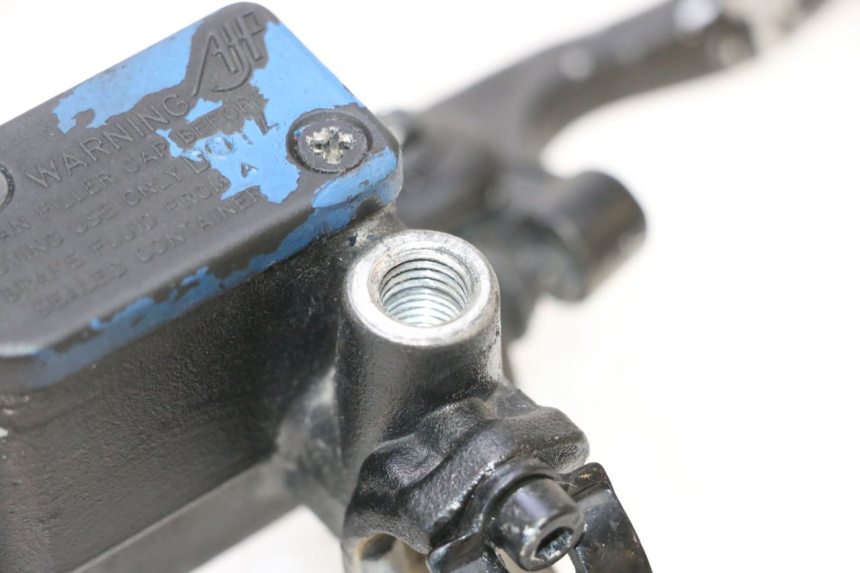 photo de POMPA FRENO ANTERIORE PEUGEOT SATELIS COMPRESSOR K15 125 (2006 - 2009) - Stato della superficie e materiale