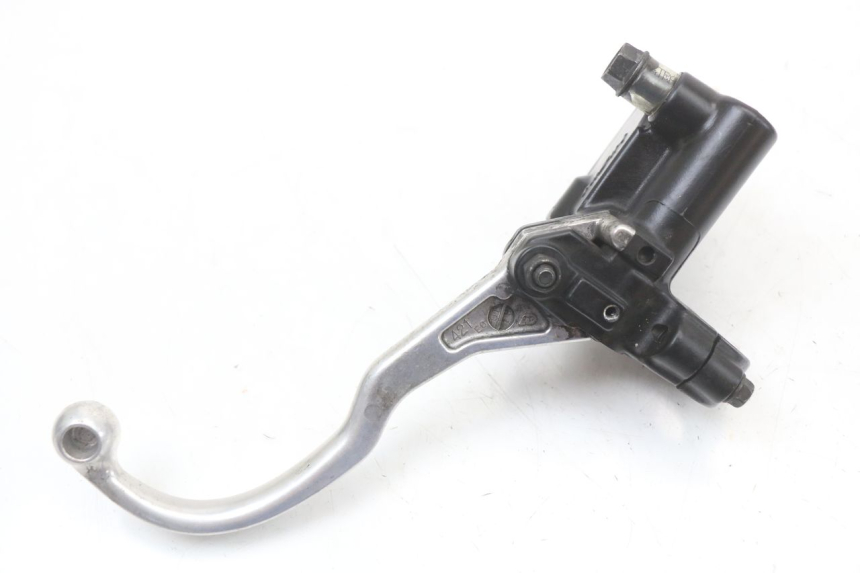 photo de MASTERCYLINDER ANTERIORE PEUGEOT SATELIS 125 (2010 - 2012) - Altra angolazione