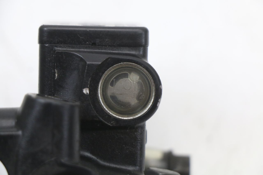 photo de MASTERCYLINDER ANTERIORE PEUGEOT SATELIS 125 (2010 - 2012) - Primo piano tecnico