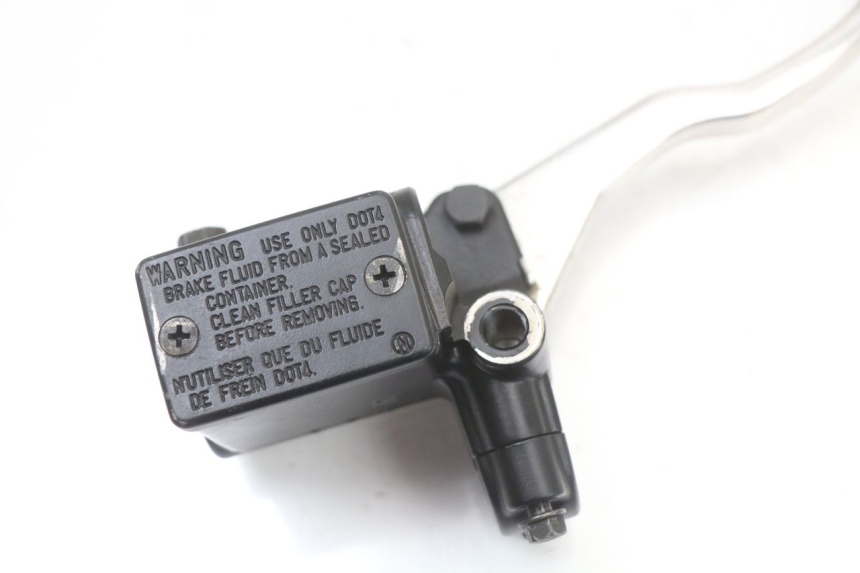 photo de MASTERCYLINDER ANTERIORE PEUGEOT SATELIS 125 (2010 - 2012) - Vista d'insieme del prodotto