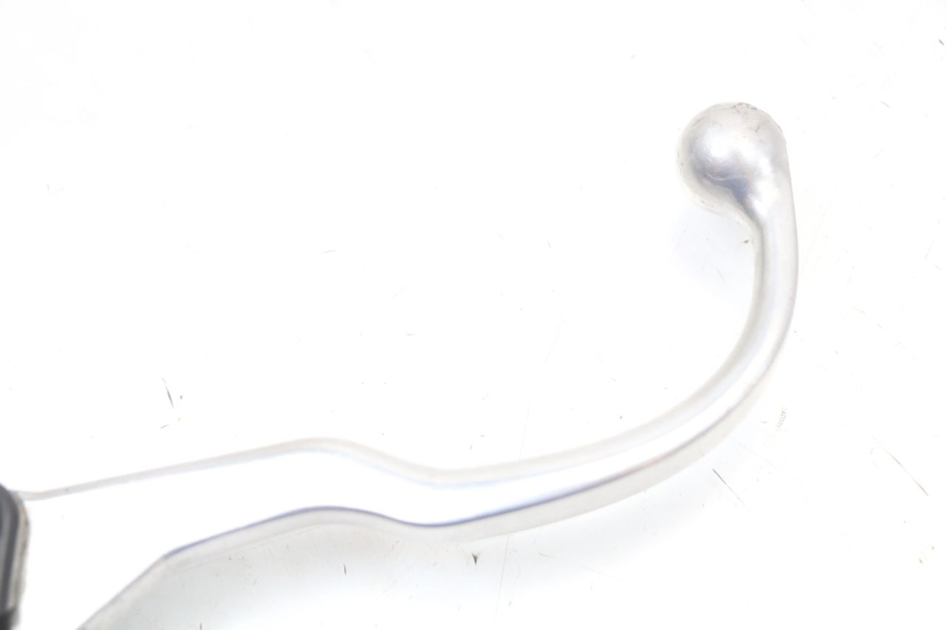 photo de MASTERCYLINDER ANTERIORE PEUGEOT SATELIS 125 (2010 - 2012) - Dettagli dei punti di fissaggio