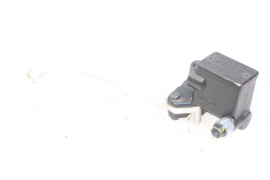 photo de POMPA FRENO ANTERIORE PEUGEOT SATELIS 125 (2013 - 2018) - Ricambio usato controllato