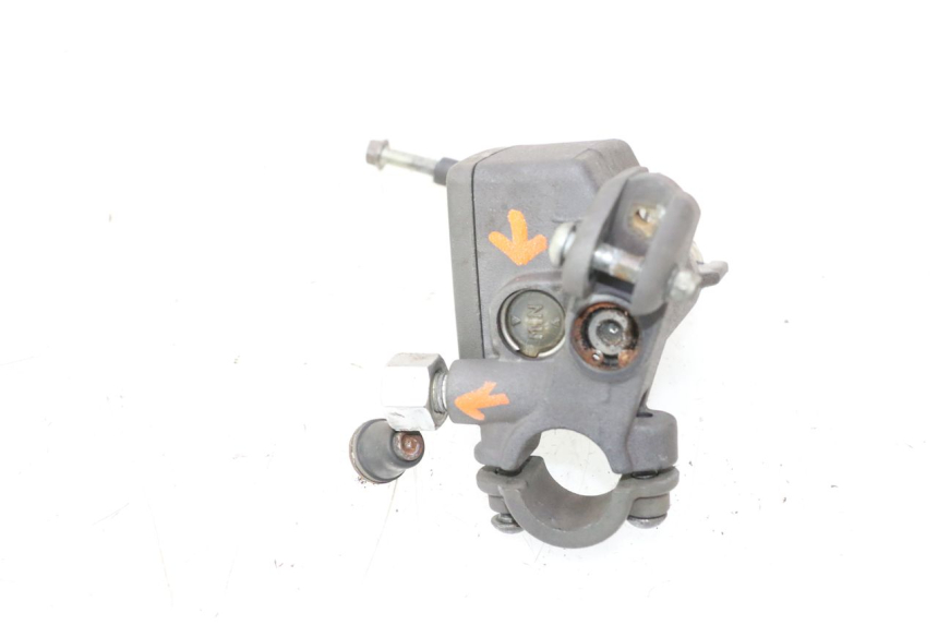 photo de MASTERCYLINDER ANTERIORE PEUGEOT SATELIS 125 (2006 - 2009) - Altra angolazione