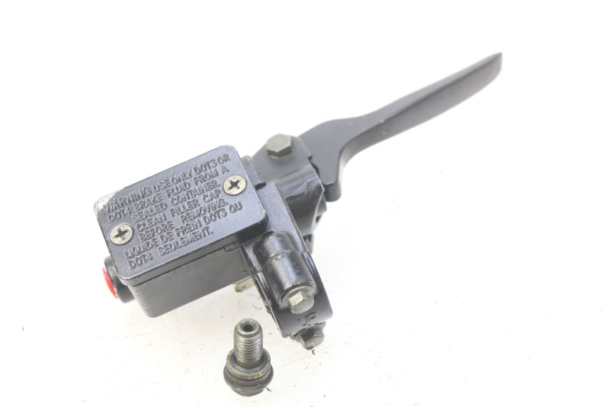 photo de MASTERCYLINDER ANTERIORE JM MOTORS SC 4T 50 (2012 - 2017) - Primo piano tecnico