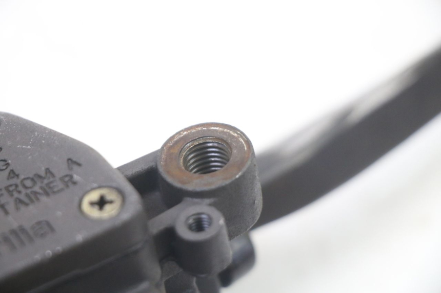 photo de POMPA FRENO ANTERIORE APRILIA SCARABEO GT TOURING 125 (1999 - 2005) - Zoom sullo stato d'uso