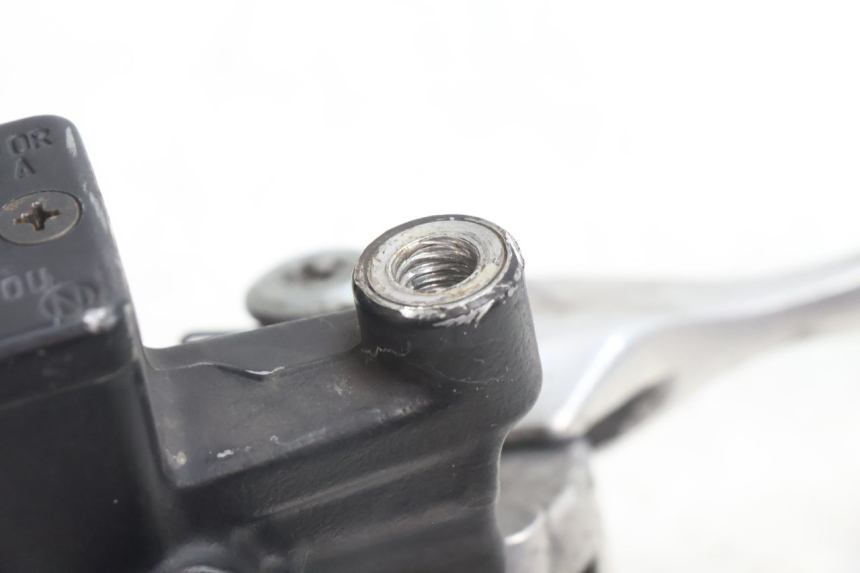 photo de POMPA FRENO ANTERIORE HONDA SH 125 (2001 - 2003) - Altra angolazione