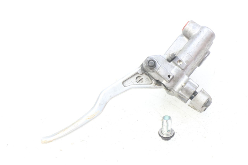 photo de MASTERCYLINDER ANTERIORE SUZUKI SIXTEEN 125 (2008 - 2010) - Dettaglio del componente