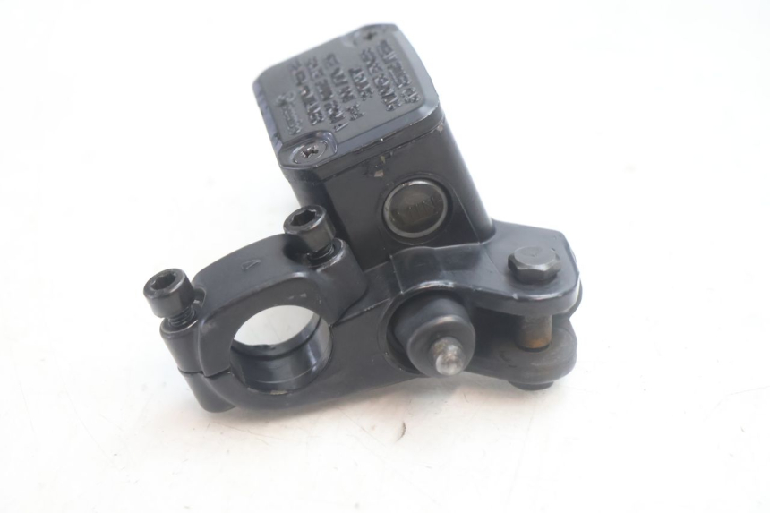 photo de POMPA FRENO ANTERIORE YAMAHA SLIDER 50 (1999 - 2004) - Zoom sullo stato d'uso