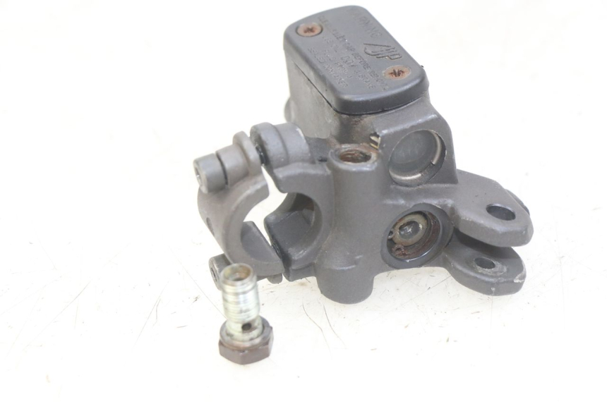 photo de MASTERCYLINDER ANTERIORE GAS-GAS SM ROOKIE 50 (2001 - 2005) - Altra angolazione