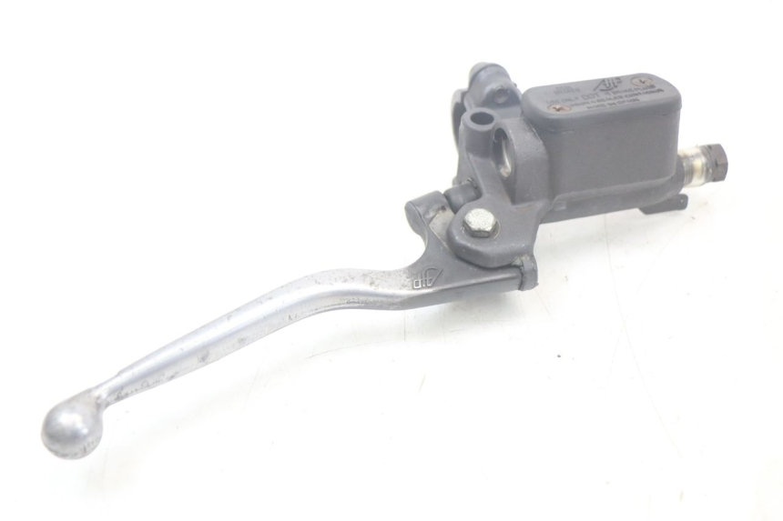 photo de MASTERCYLINDER ANTERIORE PEUGEOT SPEEDFIGHT 100 (1997 - 2007) - Altra angolazione