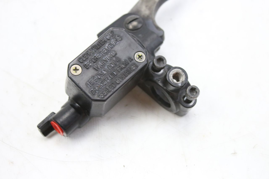 photo de MASTERCYLINDER ANTERIORE APRILIA SR R 2T LC 50 (2018 - 2021) - Dettagli dei punti di fissaggio