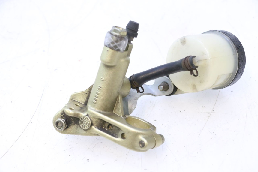 photo de POMPA FRENO ANTERIORE DUCATI SS IE DS CARENEE 1000 (2002 - 2006) - Altra angolazione