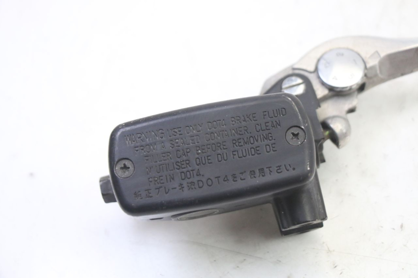 photo de POMPA FRENO ANTERIORE HONDA ST PAN EUROPEAN 1300 (2002 - 2013) - Dettaglio del componente