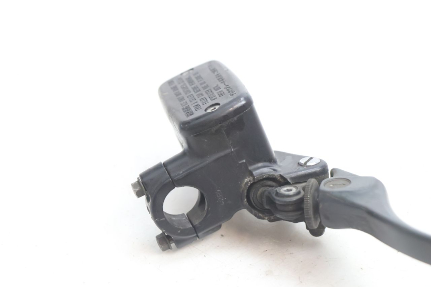 photo de POMPA FRENO ANTERIORE HONDA ST PAN EUROPEAN 1100 (1990 - 2002) - Primo piano tecnico
