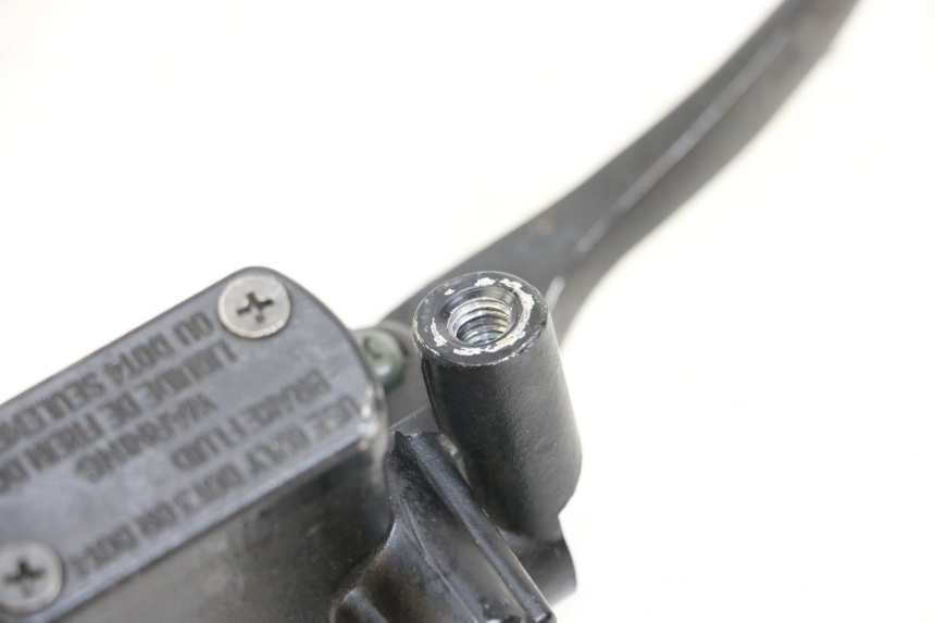 photo de POMPA FRENO ANTERIORE JM MOTORS SUNNY 50 (2017 - 2020) - Primo piano tecnico