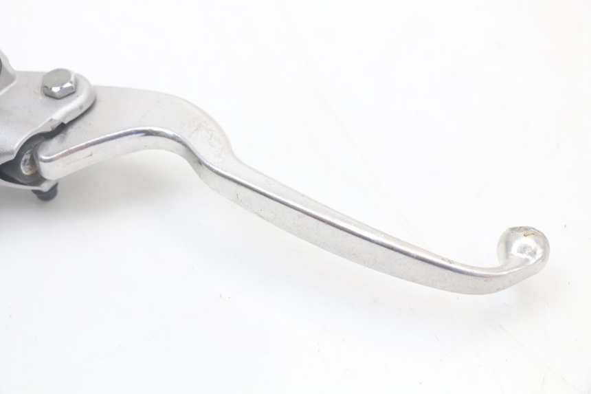 photo de CILINDRO PRINCIPALE ANTERIORE KYMCO SUPER 8 4T 50 (2018 - 2020) - Primo piano tecnico