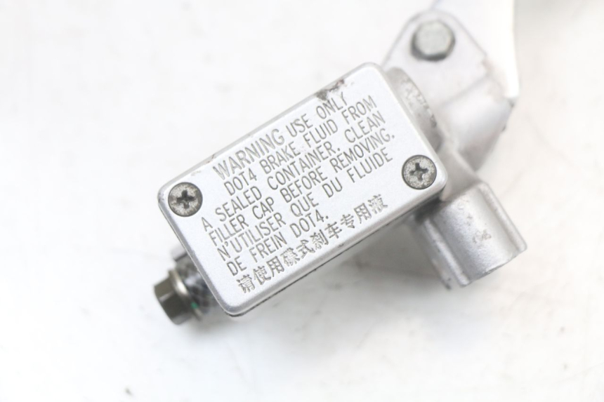 photo de POMPA FRENO ANTERIORE KYMCO SUPER 8 125 (2008 - 2015) - Dettaglio del componente