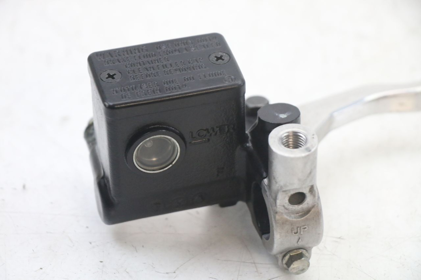 photo de POMPA FRENO ANTERIORE SUZUKI BURGMAN 125 (2018 - 2021) - Zoom sullo stato d'uso