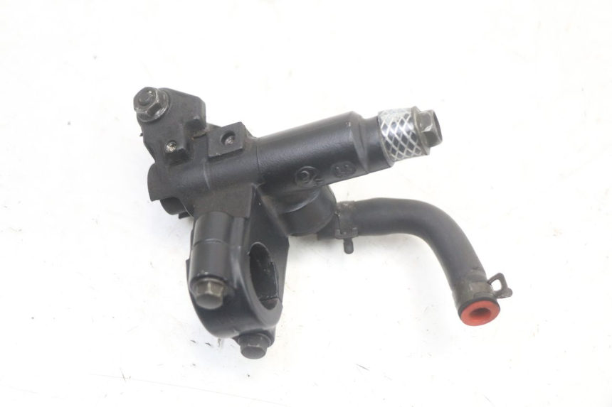 photo de MASTERCYLINDER ANTERIORE SUZUKI SV S 650 (1999 - 2002) - Primo piano tecnico