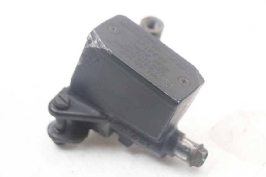 photo de MASTERCYLINDER ANTERIORE SUZUKI SV N 650 (1999 - 2002) - Altra angolazione