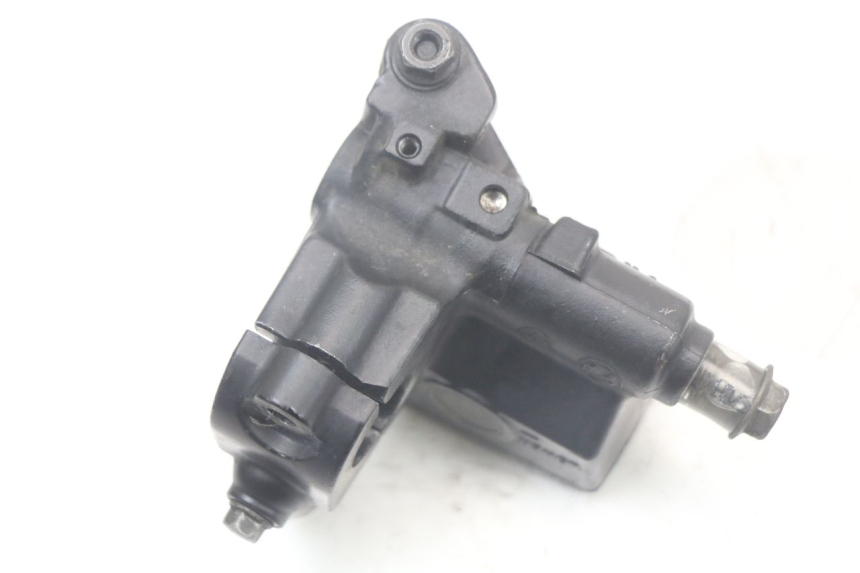 photo de MASTERCYLINDER ANTERIORE SUZUKI SV N 650 (1999 - 2002) - Primo piano tecnico