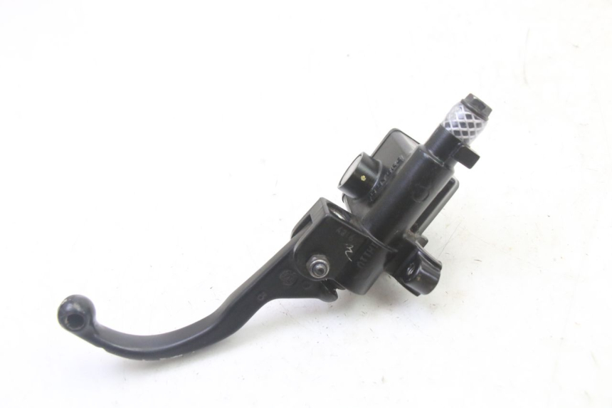 photo de MASTERCYLINDER ANTERIORE APRILIA SXR 50 (2021 - 2023) - Dettagli dei punti di fissaggio