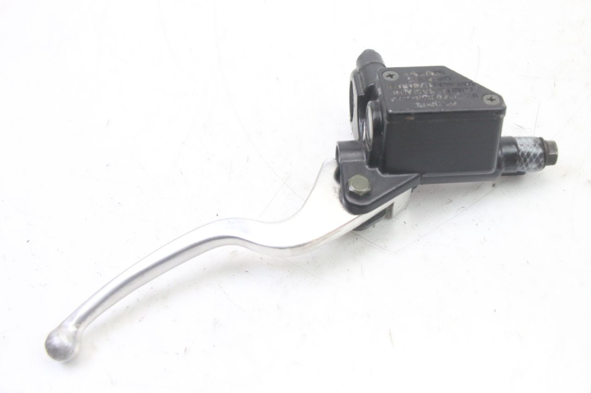 photo de MASTERCYLINDER ANTERIORE SYM ORBIT III 3 4T 50 (2018 - 2021) - Altra angolazione