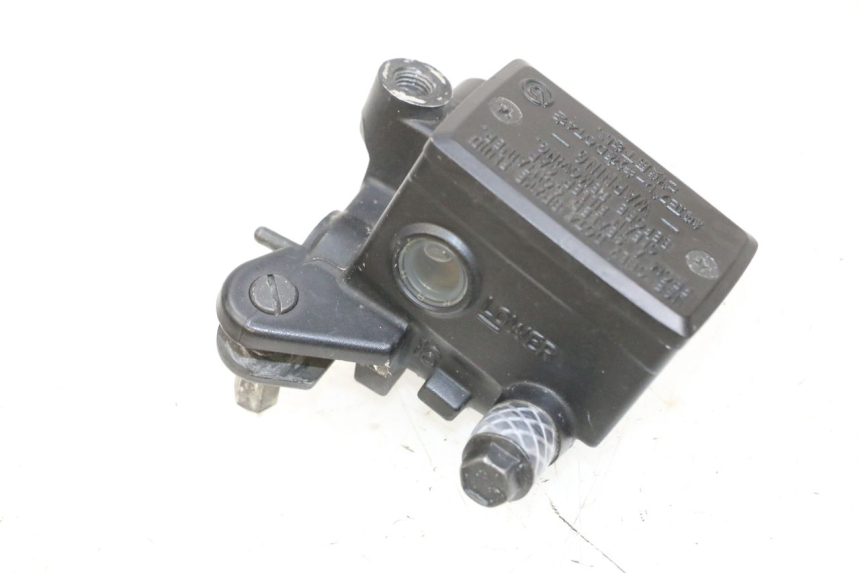 photo de POMPA FRENO ANTERIORE YAMAHA TDM ABS 900 (2002 - 2014) - Vista principale