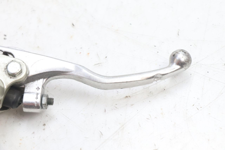 photo de POMPA FRENO ANTERIORE HUSABERG TE 250 (2011 - 2014) - Primo piano tecnico
