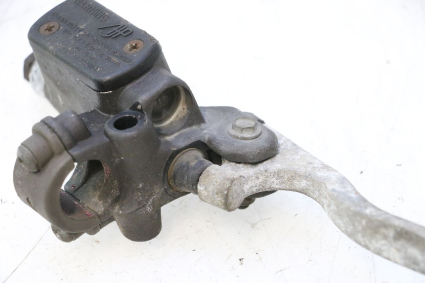 photo de POMPA FRENO ANTERIORE PEUGEOT TKR TREKKER FURIOUS 50 (2005 - 2014) - Stato della superficie e materiale