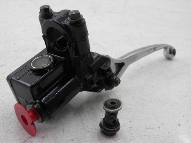 photo de Cilindro principale anteriore TNT MOTOR ROMA 10' 4T 50 (2007 - 2018) - Altra angolazione