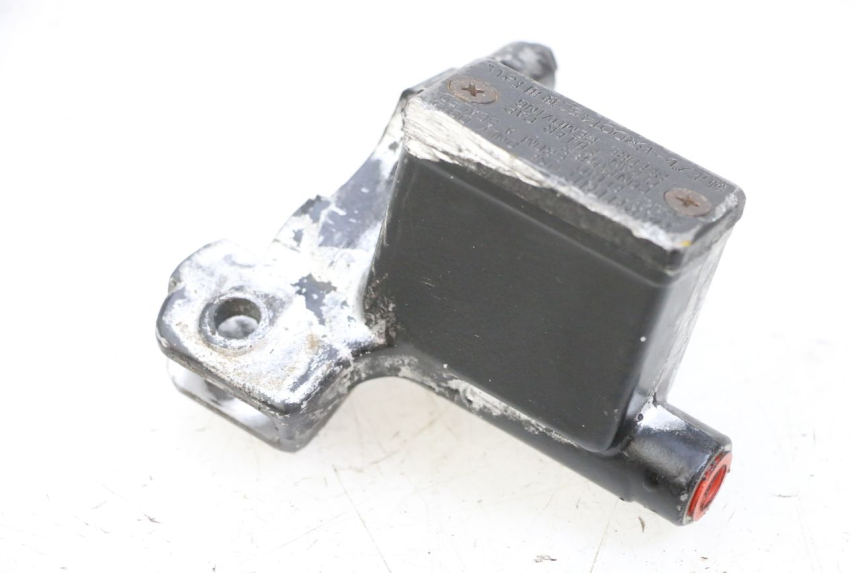 photo de MASTERCYLINDER ANTERIORE YAMAHA TTR 125 (2000 - 2020) - Vista principale