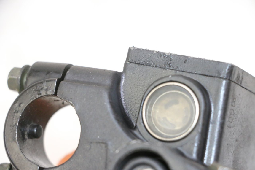 photo de CILINDRO PRINCIPALE ANTERIORE PEUGEOT TWEET 4T 50 (2018 - 2022) - Dettaglio del componente