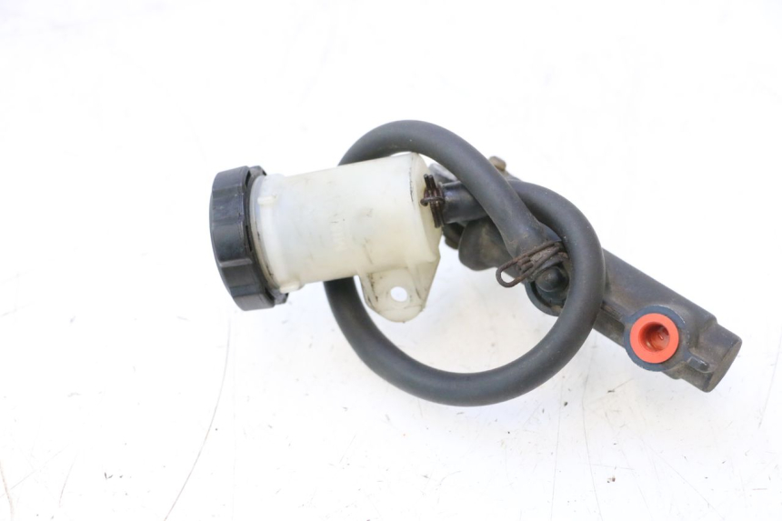 photo de MASTERCYLINDER ANTERIORE PIAGGIO TYPHOON 50 (2000 - 2009) - Zoom sullo stato d'uso