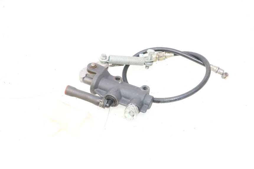 photo de MASTERCYLINDER ANTERIORE PIAGGIO TYPHOON 50 (1993 - 1999) - Altra angolazione