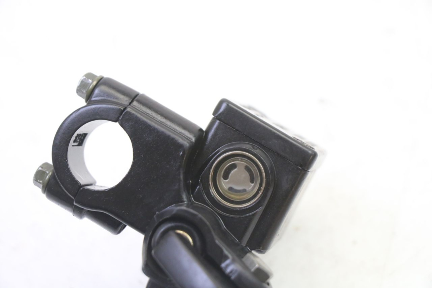 photo de MASTERCYLINDER ANTERIORE PEUGEOT V-CLIC VCLIC 50 (2007 - 2013) - Primo piano tecnico