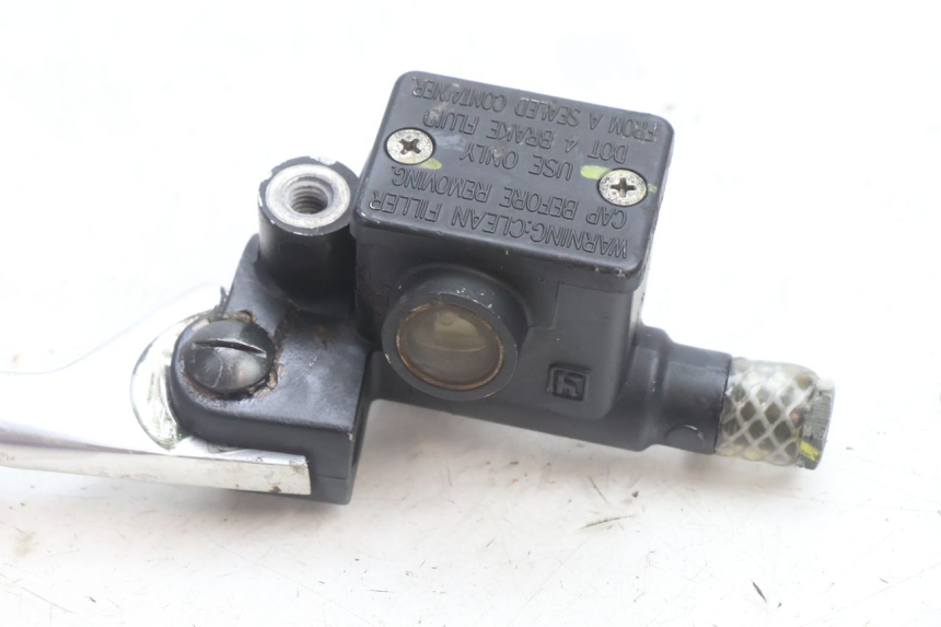 photo de MASTERCYLINDER ANTERIORE PIAGGIO VESPA S 2T 50 (2007 - 2014) - Stato della superficie e materiale