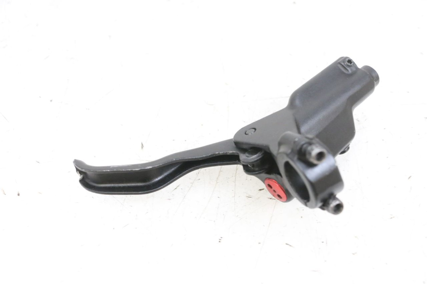 photo de MASTRO CILINDRO ANTERIORE DUALTRON VICTOR LIMITED 1 - Primo piano tecnico