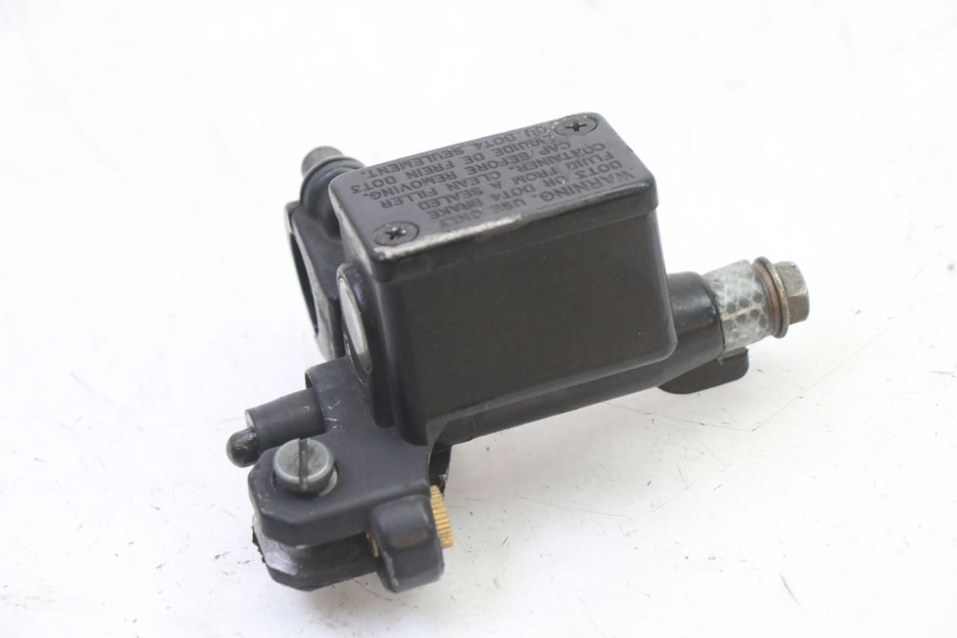 photo de MASTERCYLINDER ANTERIORE PEUGEOT VIVACITY NEW 4T 50 (2008 - 2017) - Zoom sullo stato d'uso