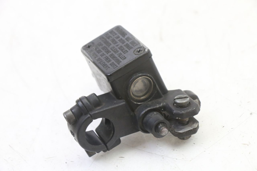 photo de MASTERCYLINDER ANTERIORE PEUGEOT VIVACITY NEW 4T 50 (2008 - 2017) - Altra angolazione