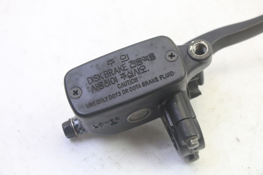 photo de MASTERCYLINDER ANTERIORE DAELIM VJ ROADWIN FI 125 (2008 - 2017) - Dettaglio del componente