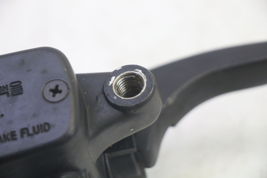 photo de MASTERCYLINDER ANTERIORE DAELIM VJ ROADWIN FI 125 (2008 - 2017) - Zoom sullo stato d'uso