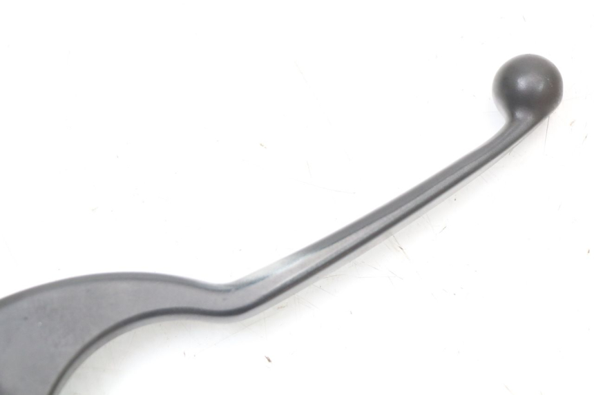 photo de MASTERCYLINDER ANTERIORE YAMAHA XMAX X-MAX ABS 125 (2017 - 2020) - Dettagli dei punti di fissaggio