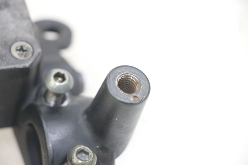 photo de MASTERCYLINDER ANTERIORE YAMAHA X-MAX XMAX 250 (2006 - 2009) - Zoom sullo stato d'uso