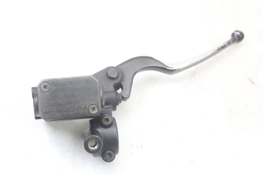 photo de MASTERCYLINDER ANTERIORE YAMAHA XMAX X-MAX 125 (2006 - 2009) - Vista principale