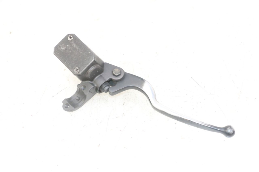 photo de MASTERCYLINDER ANTERIORE YAMAHA X-MAX XMAX 125 (2010 - 2013) - Altra angolazione