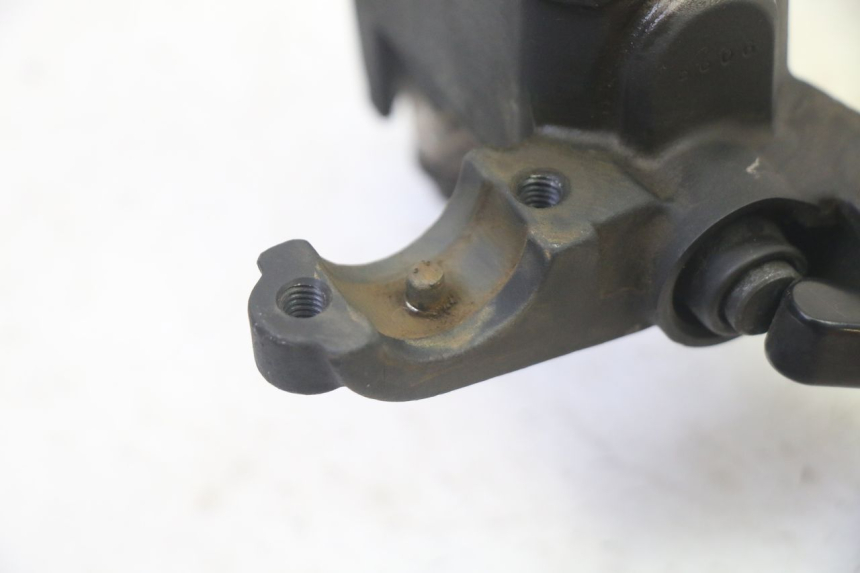 photo de MASTERCYLINDER ANTERIORE YAMAHA X-MAX XMAX 250 (2006 - 2009) - Altra angolazione