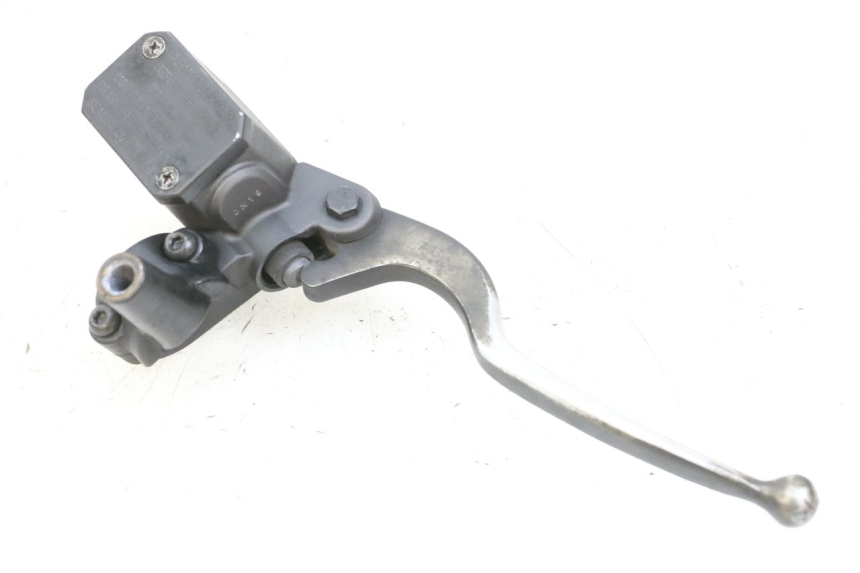 photo de MASTERCYLINDER ANTERIORE YAMAHA X-MAX XMAX 125 (2010 - 2013) - Dettagli dei punti di fissaggio