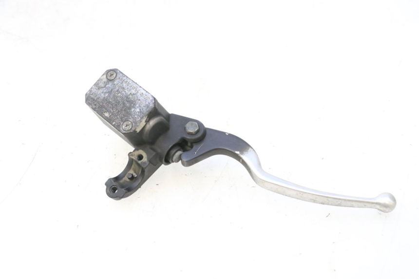 photo de MASTERCYLINDER ANTERIORE YAMAHA XMAX X-MAX 125 (2006 - 2009) - Primo piano tecnico